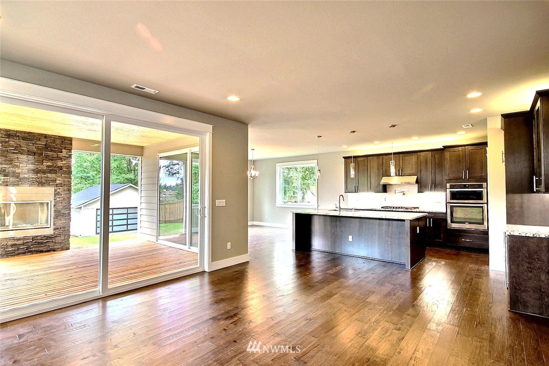 1522 231st Street Southwest Bothell, WA 98021 - Photo 4 of 20