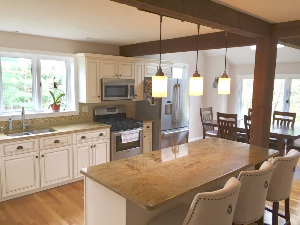14 Bramble Road Medway, MA 02053 - Photo 3 of 12 Gallery Image 3