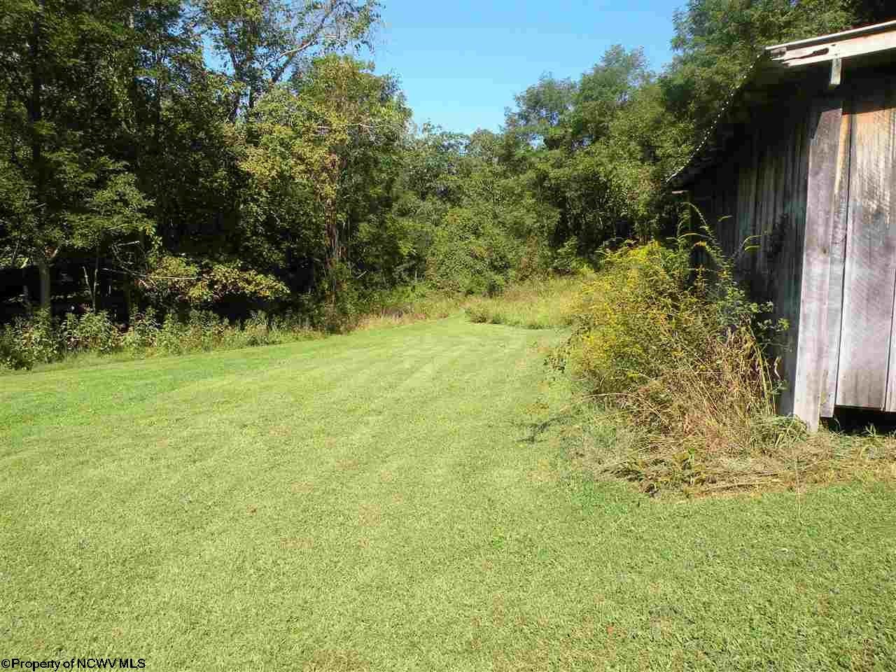 381 Co Rte 1/1 Bridgeport, WV 26330 - Photo 16 of 19 Gallery Image 16