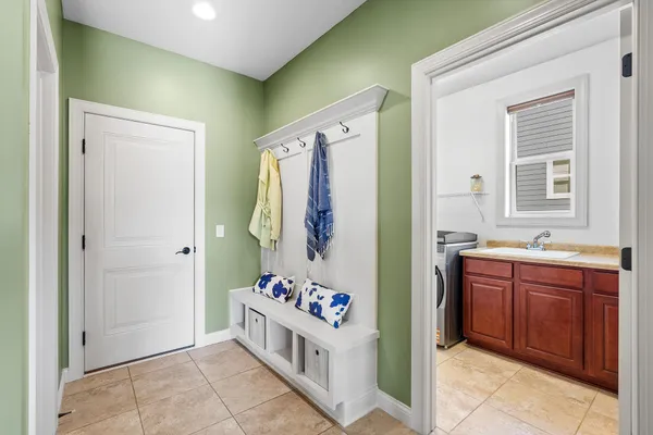 $925,000 | 14905 59th Avenue North, Plymouth, MN 55446