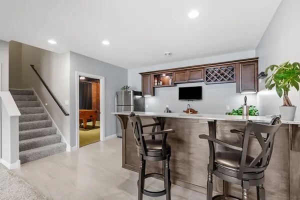 $925,000 | 14905 59th Avenue North, Plymouth, MN 55446
