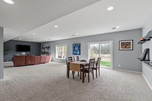 $925,000 | 14905 59th Avenue North, Plymouth, MN 55446