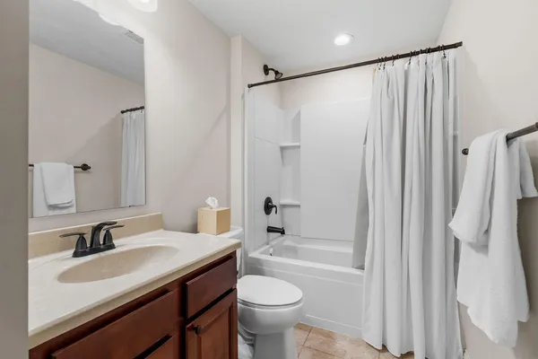 $925,000 | 14905 59th Avenue North, Plymouth, MN 55446