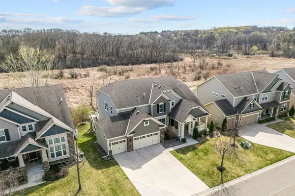 $925,000 | 14905 59th Avenue North, Plymouth, MN 55446