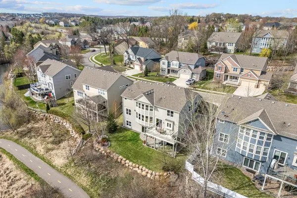 $925,000 | 14905 59th Avenue North, Plymouth, MN 55446