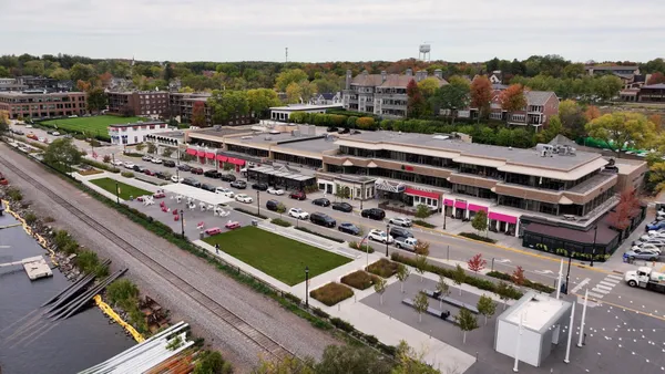 $925,000 | 14905 59th Avenue North, Plymouth, MN 55446