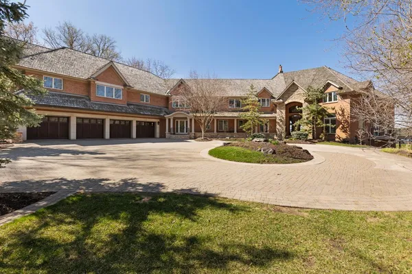 $6,395,000 | 425 Oxford Road, Orono, MN 55356