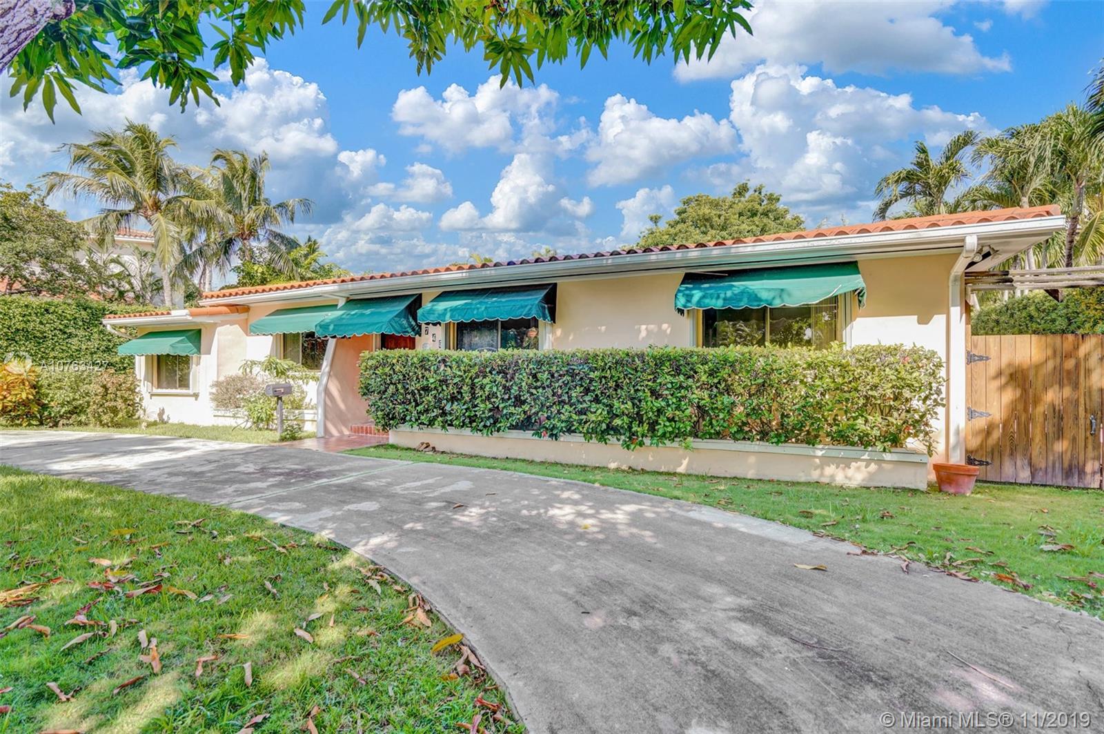745 Allendale Road Key Biscayne, FL 33149 - Photo 3 of 34