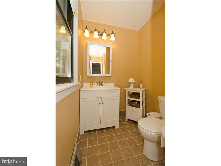 88 Signal Hill Road Holland, PA 18966 - Photo 18 of 25 Master Bathroom