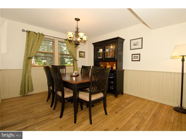 88 Signal Hill Road Holland, PA 18966 - Photo 5 of 25 Dining Room