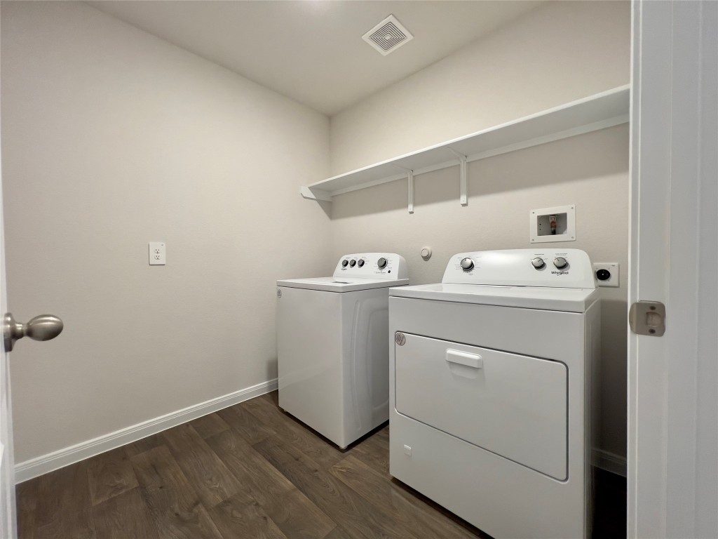 314 Addison Place Lockhart, TX 78644 - Photo 19 of 33 a utility room with dryer and washer
