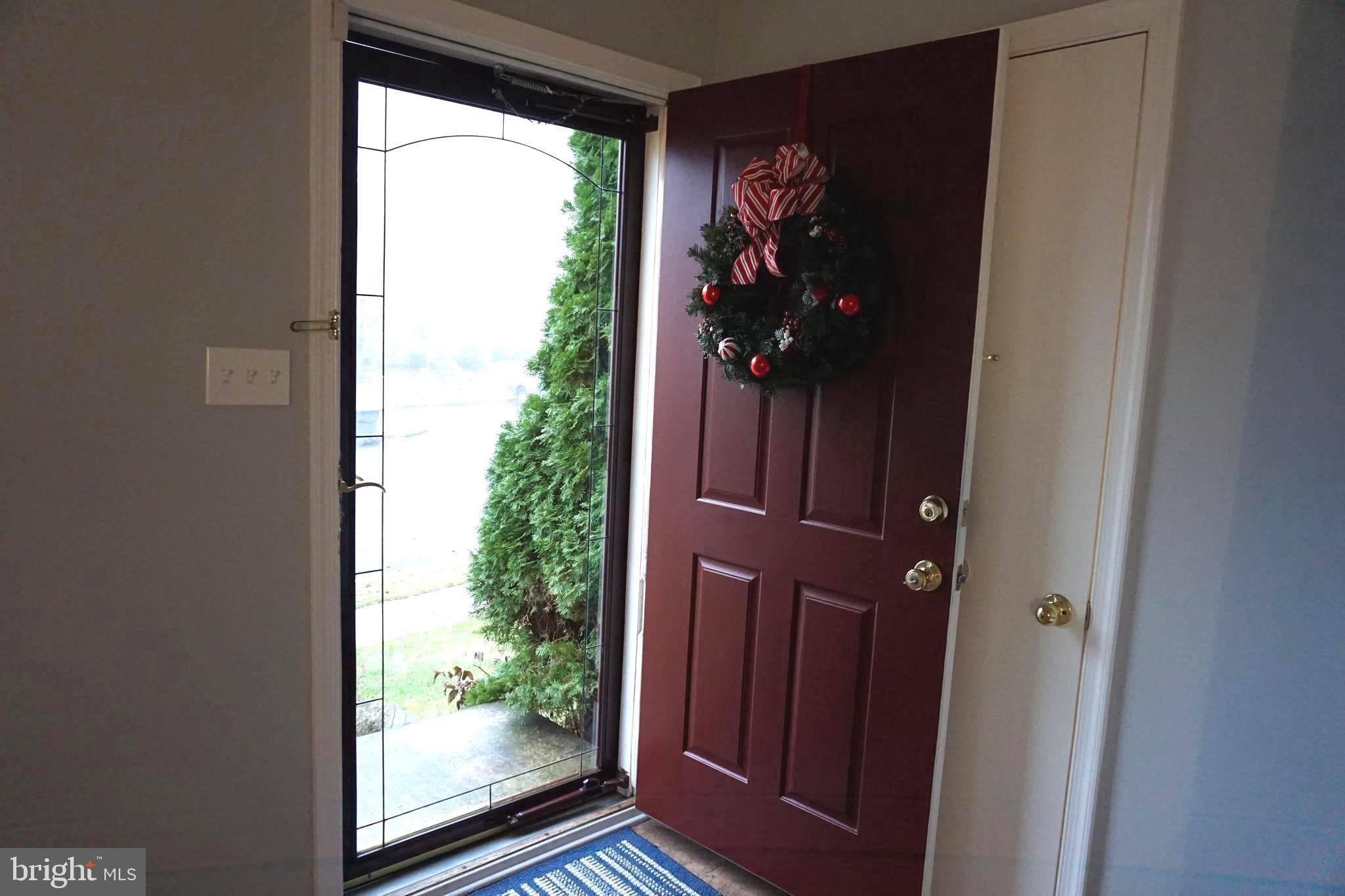 2006 Hackberry Road Essex, MD 21221 - Photo 6 of 55 Lead glass storm door