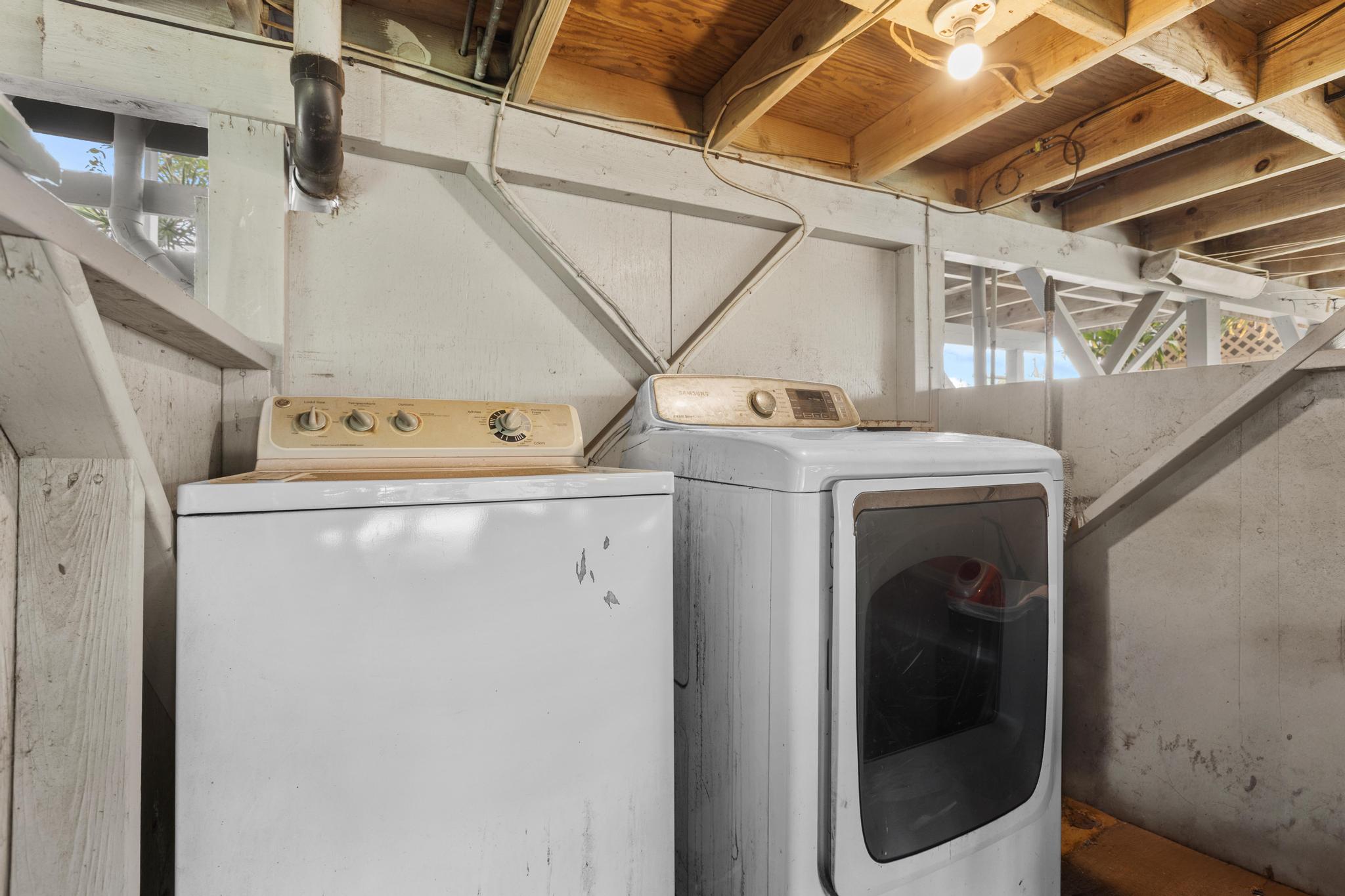 54-382 Union Mill Road Kapaau, HI 96755 - Photo 23 of 28 a utility room with dryer and washer