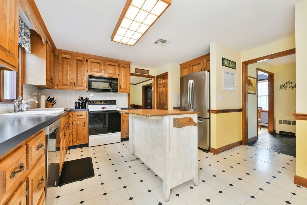 771 Edgell Road Framingham, MA 01701 - Photo 14 of 26