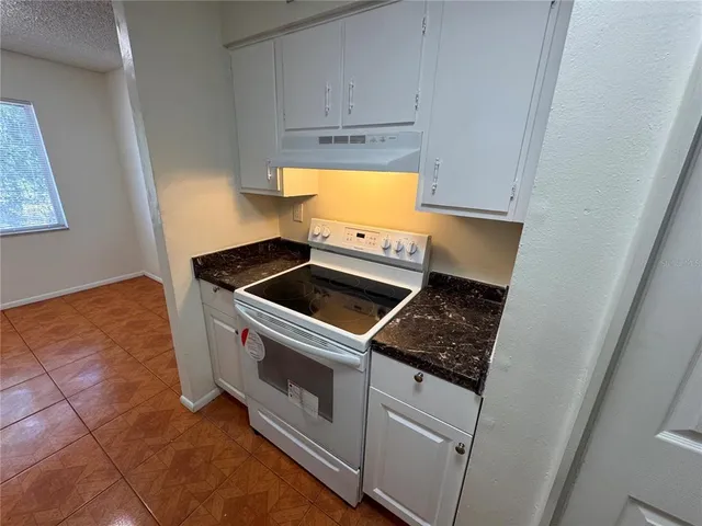 $139,900 | 5504 Pokeweed Court, Unit 154, Tampa, FL 33617