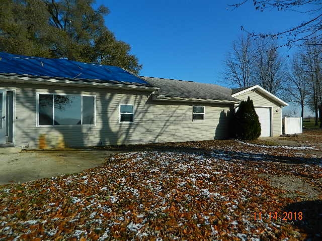 4566 East Pierceton Road Pierceton, IN 46562 - Photo 3 of 25 Gallery Image 3