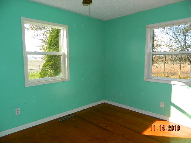 4566 East Pierceton Road Pierceton, IN 46562 - Photo 10 of 25 Gallery Image 10