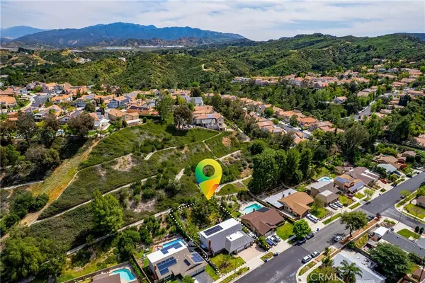 $4,995 | 24668 Ebelden Avenue, Newhall, CA 91321