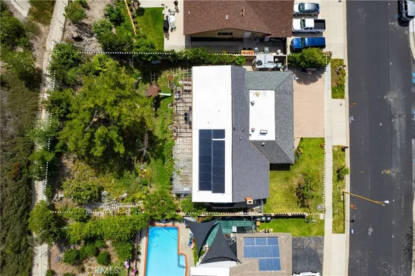 $4,995 | 24668 Ebelden Avenue, Newhall, CA 91321