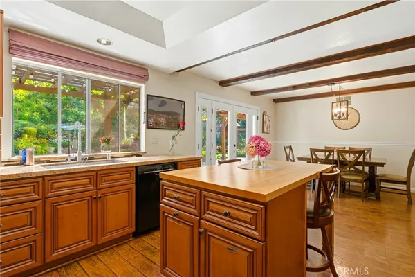 $4,995 | 24668 Ebelden Avenue, Newhall, CA 91321