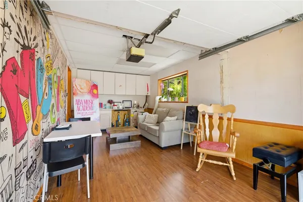 $4,995 | 24668 Ebelden Avenue, Newhall, CA 91321