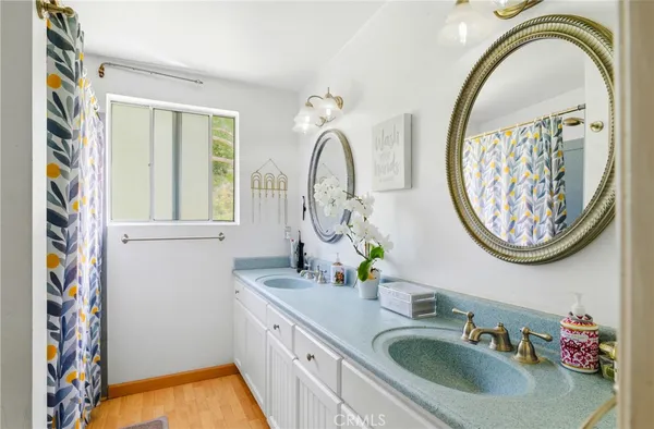 $4,995 | 24668 Ebelden Avenue, Newhall, CA 91321