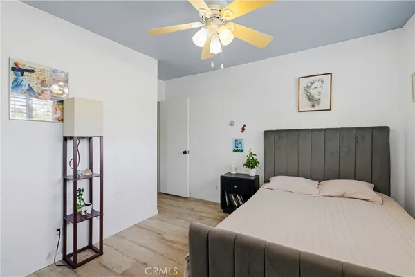 $4,995 | 24668 Ebelden Avenue, Newhall, CA 91321