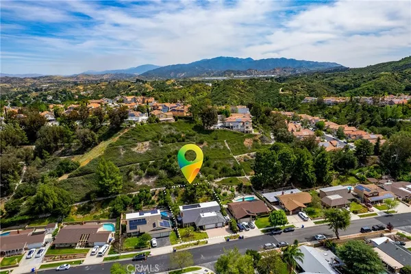 $4,995 | 24668 Ebelden Avenue, Newhall, CA 91321