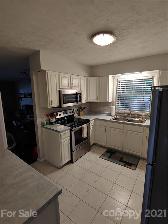 25 St Andrews Road Arden, NC 28704 - Photo 11 of 30 Gallery Image 11
