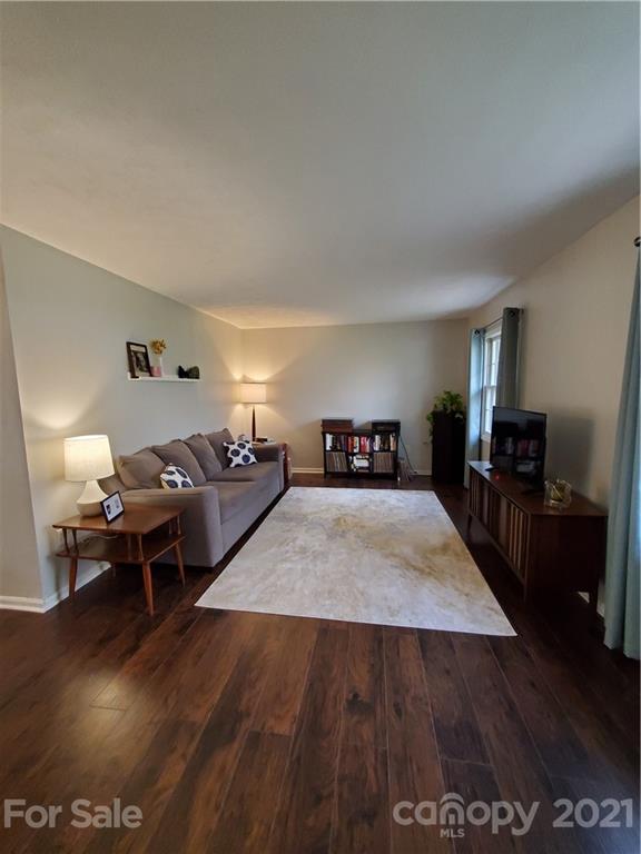 25 St Andrews Road Arden, NC 28704 - Photo 3 of 30 Gallery Image 3