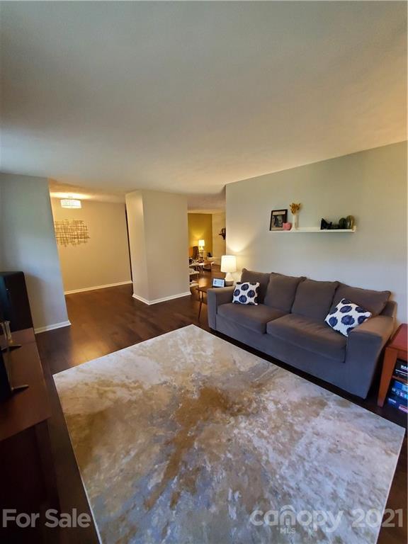 25 St Andrews Road Arden, NC 28704 - Photo 4 of 30 Gallery Image 4