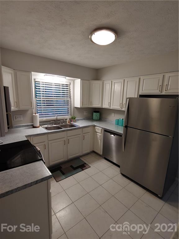 25 St Andrews Road Arden, NC 28704 - Photo 10 of 30 Gallery Image 10