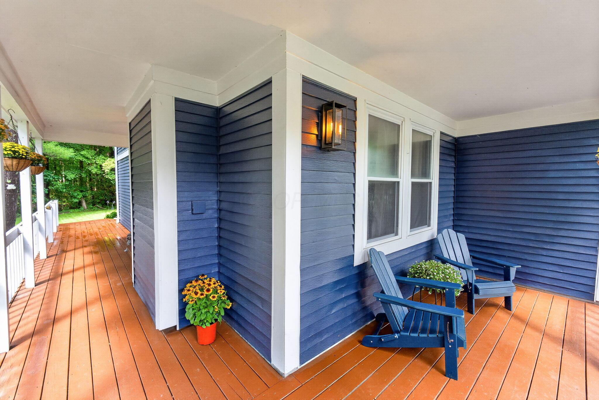 145 Ravine Ridge (Exterior)-10