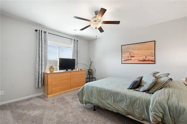 $550,000 | 3000 Southwest Arboridge Drive, Lee's Summit, MO 64082