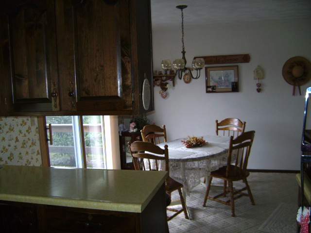 1806 Santa Fe Road Washington, IL 61571 - Photo 4 of 11 Gallery Image 4