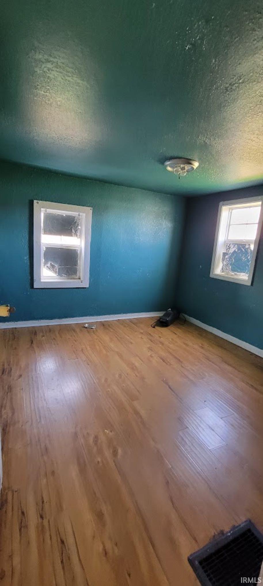 2128 Oakgrove Road Washington, IN 47501 - Photo 3 of 12 Gallery Image 3