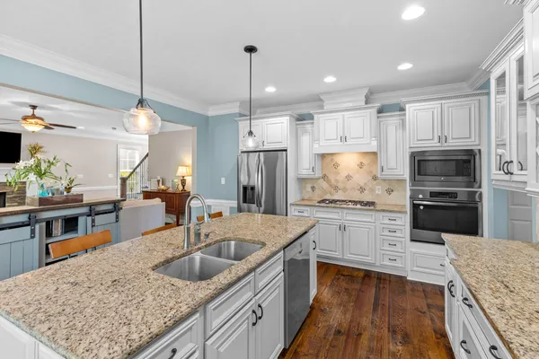 $609,000 | 845 Glencoe Way, Evans, GA 30809