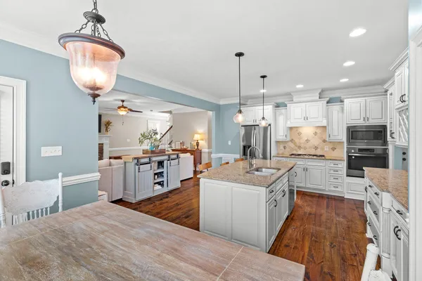 $609,000 | 845 Glencoe Way, Evans, GA 30809