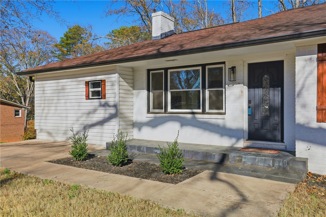 601 South D Street Easley, SC 29640 - Photo 2 of 29