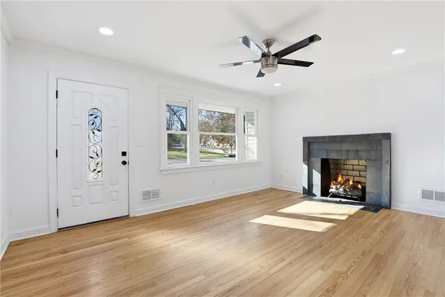 $324,900 | 601 South D Street, Easley, SC 29640