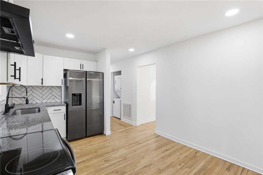 601 South D Street Easley, SC 29640 - Photo 7 of 29