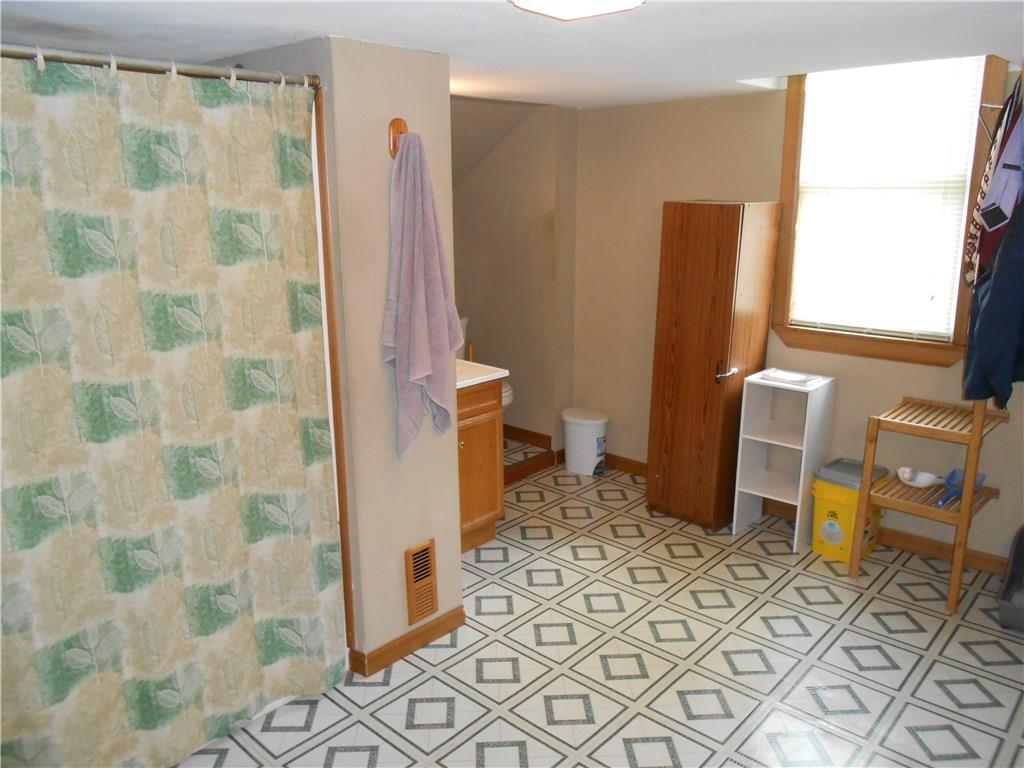 1960 South Burnett Road Springfield, OH 45505 - Photo 36 of 44