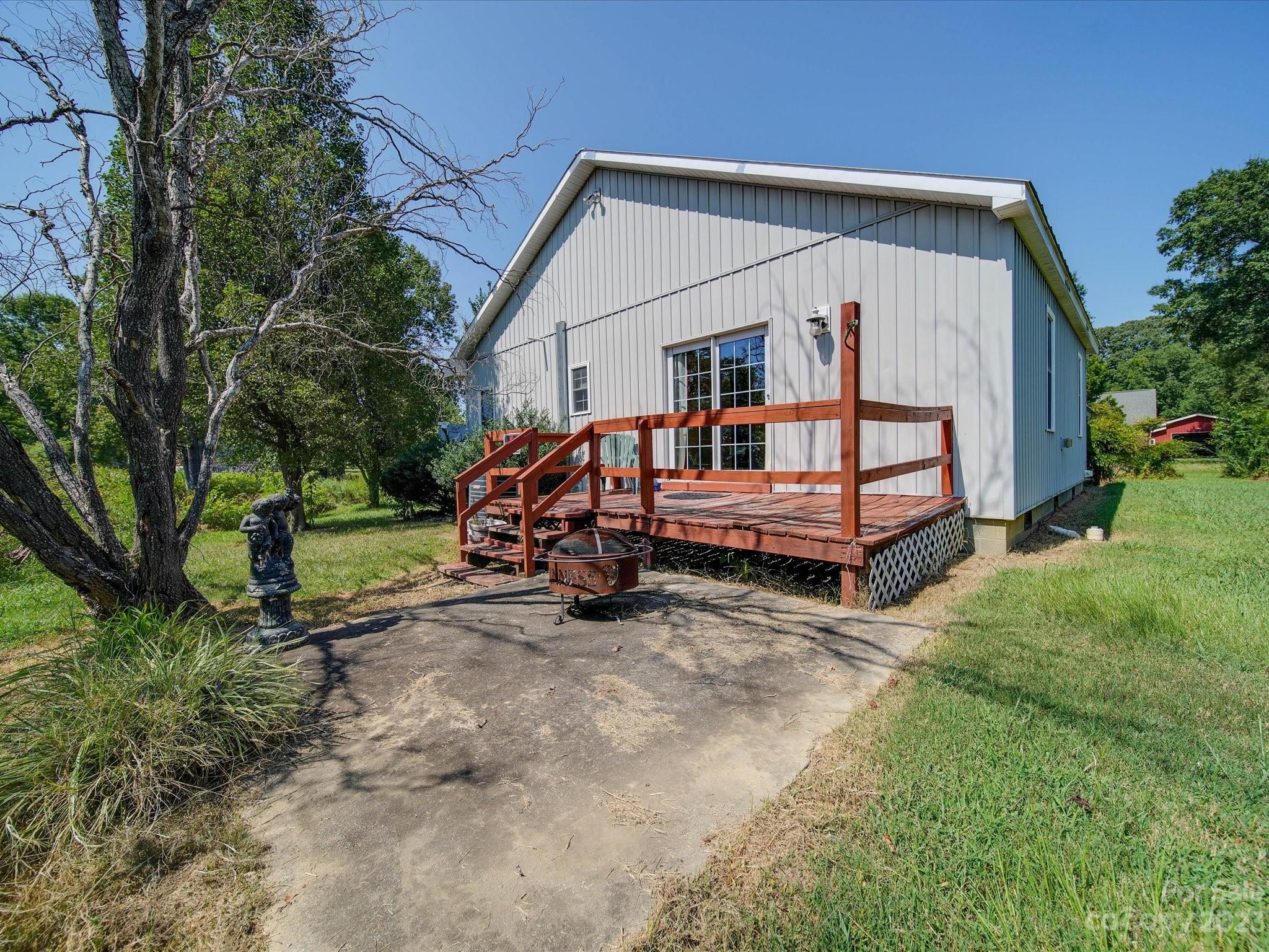 9996 Roundtree Road Mount Pleasant, NC 28124 - Photo 15 of 47 Gallery Image 15