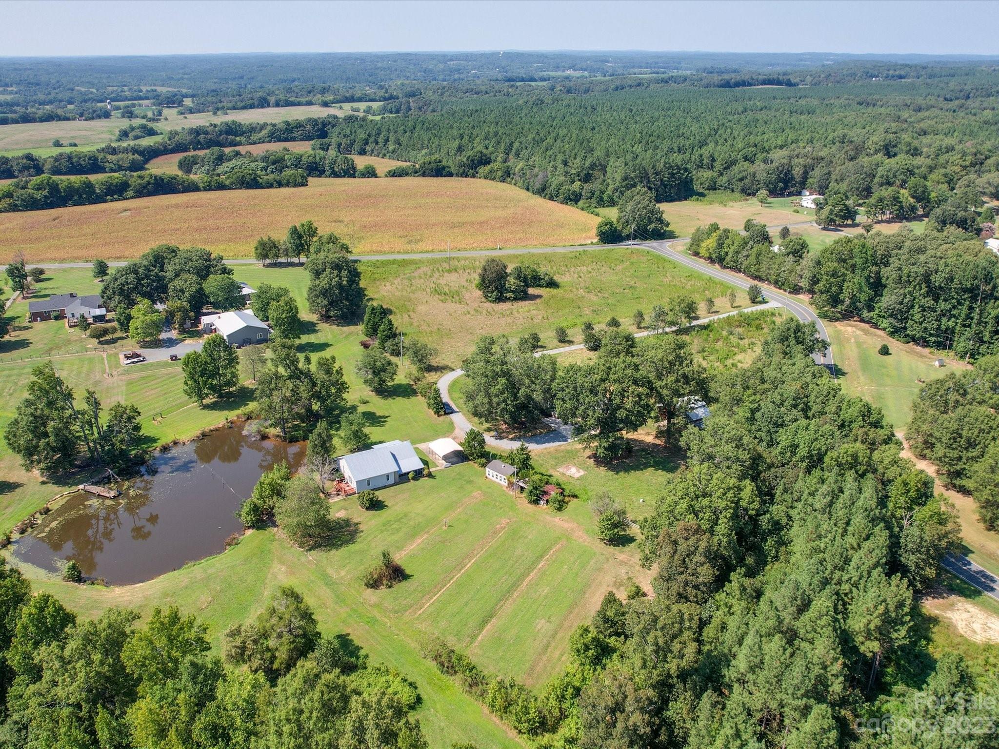 9996 Roundtree Road Mount Pleasant, NC 28124 - Photo 7 of 47 Gallery Image 7