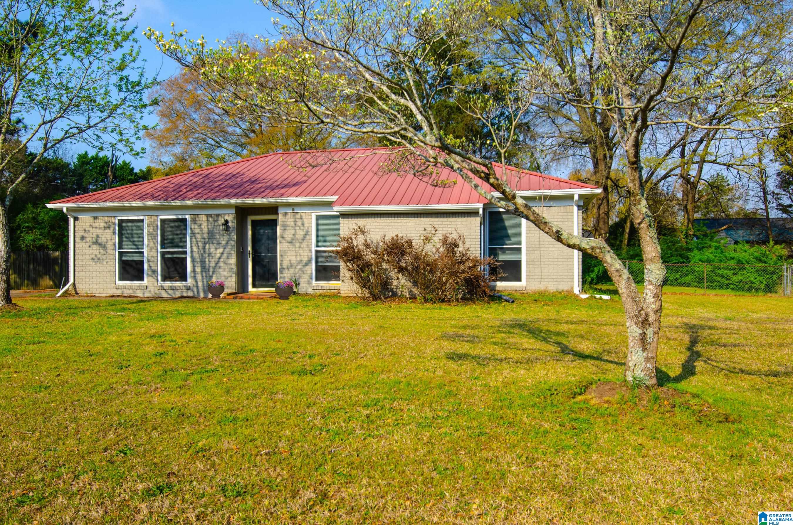 1223 Pointer Drive Southwest Jacksonville, AL 36265 - Photo 2 of 32