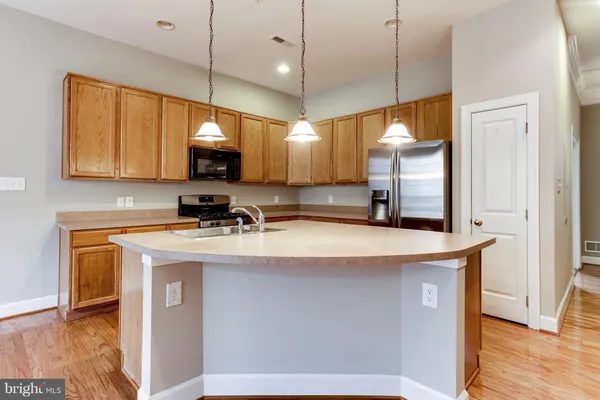 $2,950 | 23703 Clarksmeade Drive, Clarksburg, MD 20871