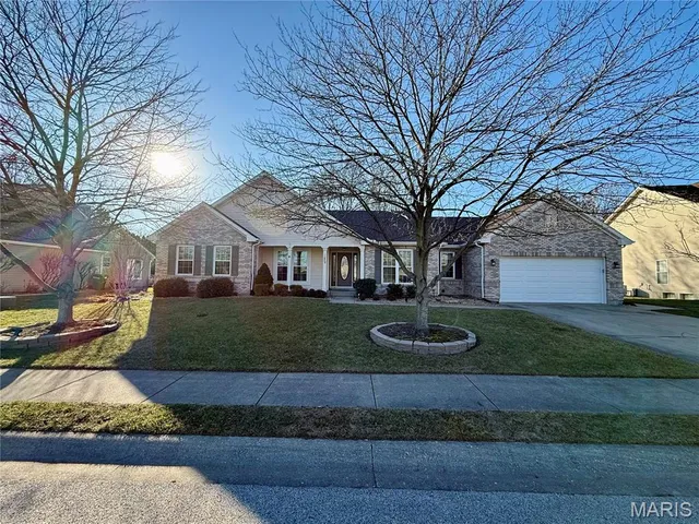 $365,000 | 1229 Elisabeth Drive, O'Fallon, IL 62269
