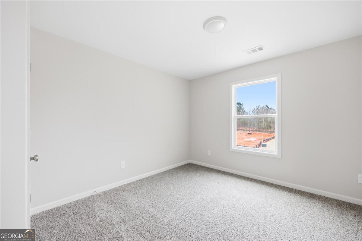 5 Morningside Court Thomaston, GA 30286 - Photo 21 of 26 an empty room with a window