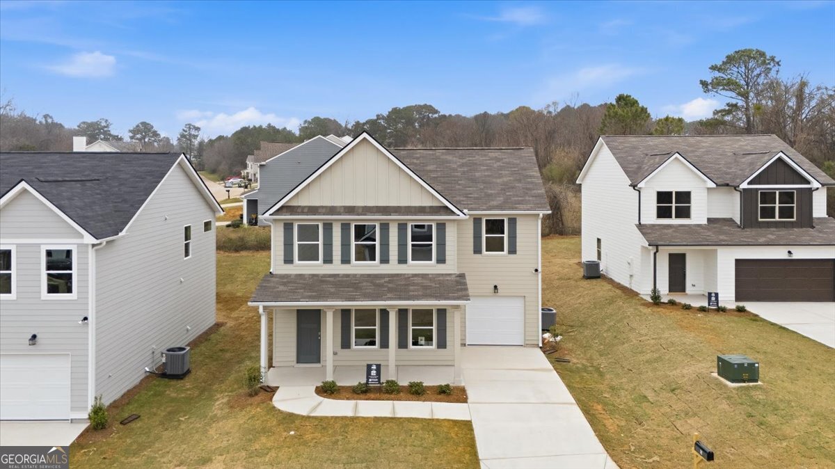 5 Morningside Court Thomaston, GA 30286 - Photo 3 of 26 a front view of a house with a yard