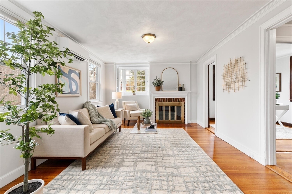 14 Glendale Road Belmont, MA 02478 - Photo 6 of 35 Gallery Image 6